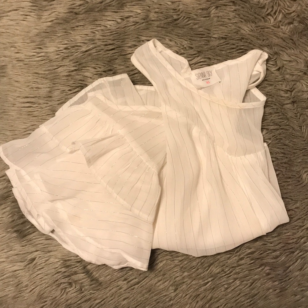 Cold shoulder ruffle top
